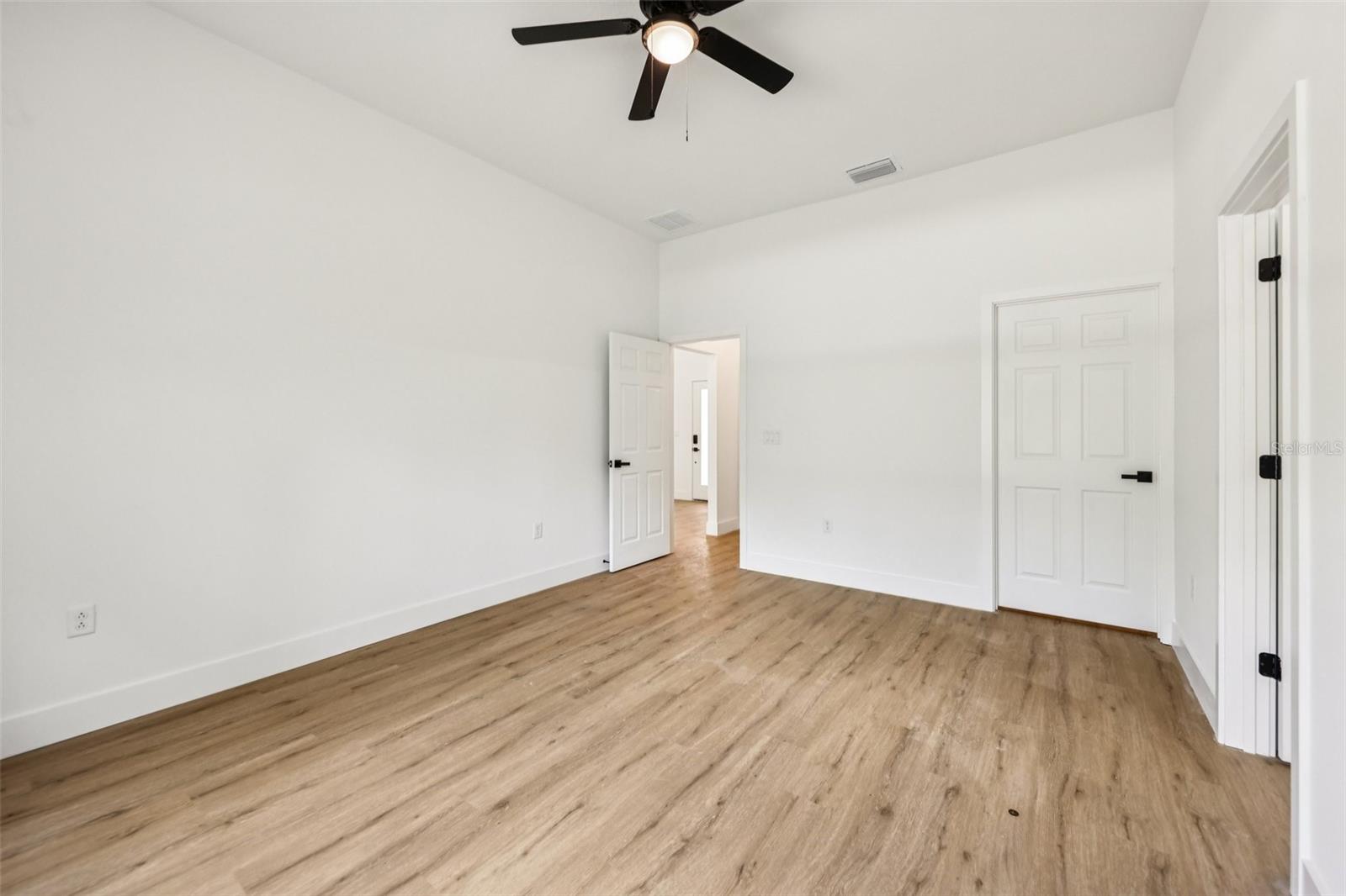 SILVER SPRING SHORES - Residential