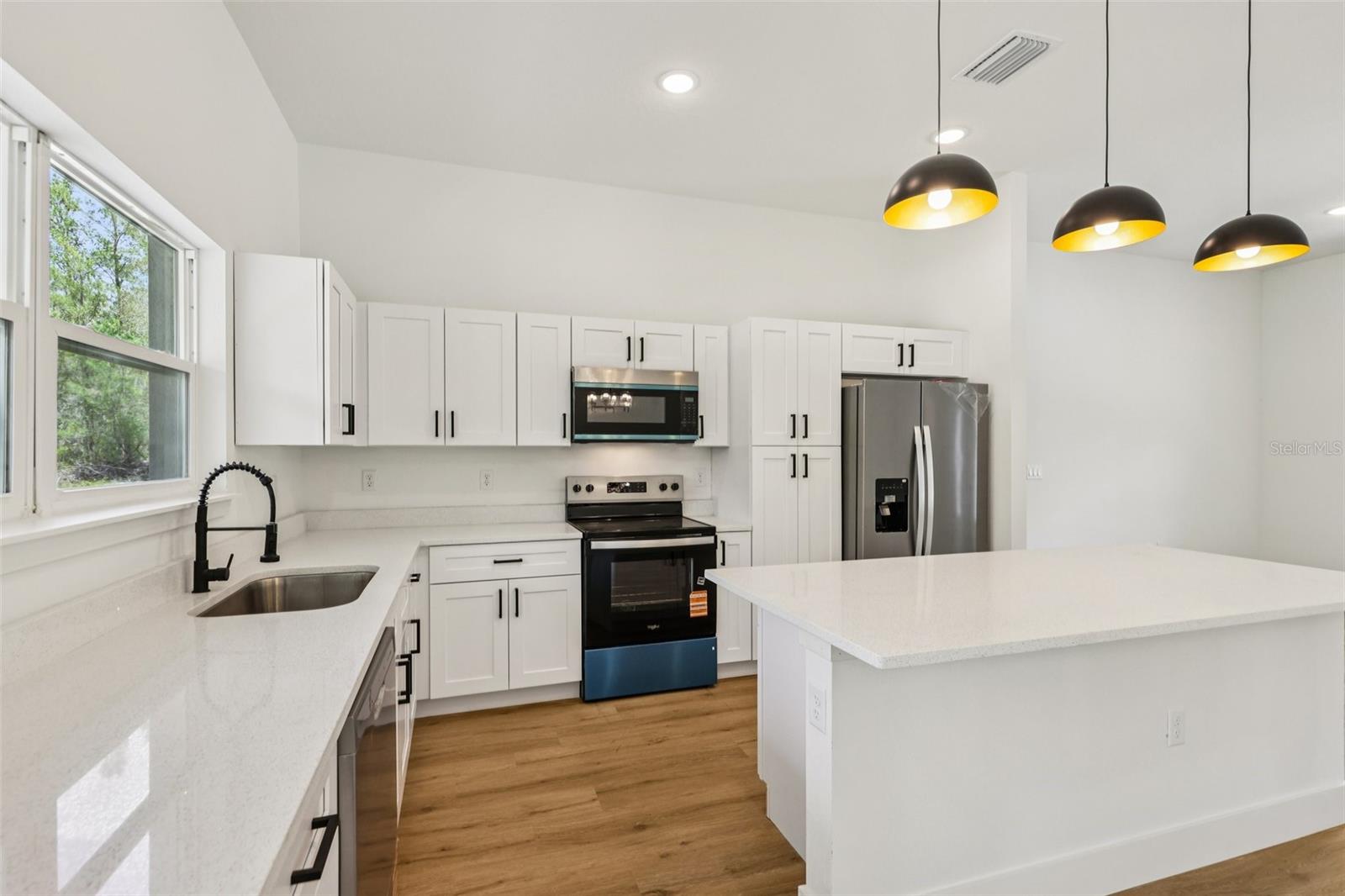 SILVER SPRING SHORES - Residential