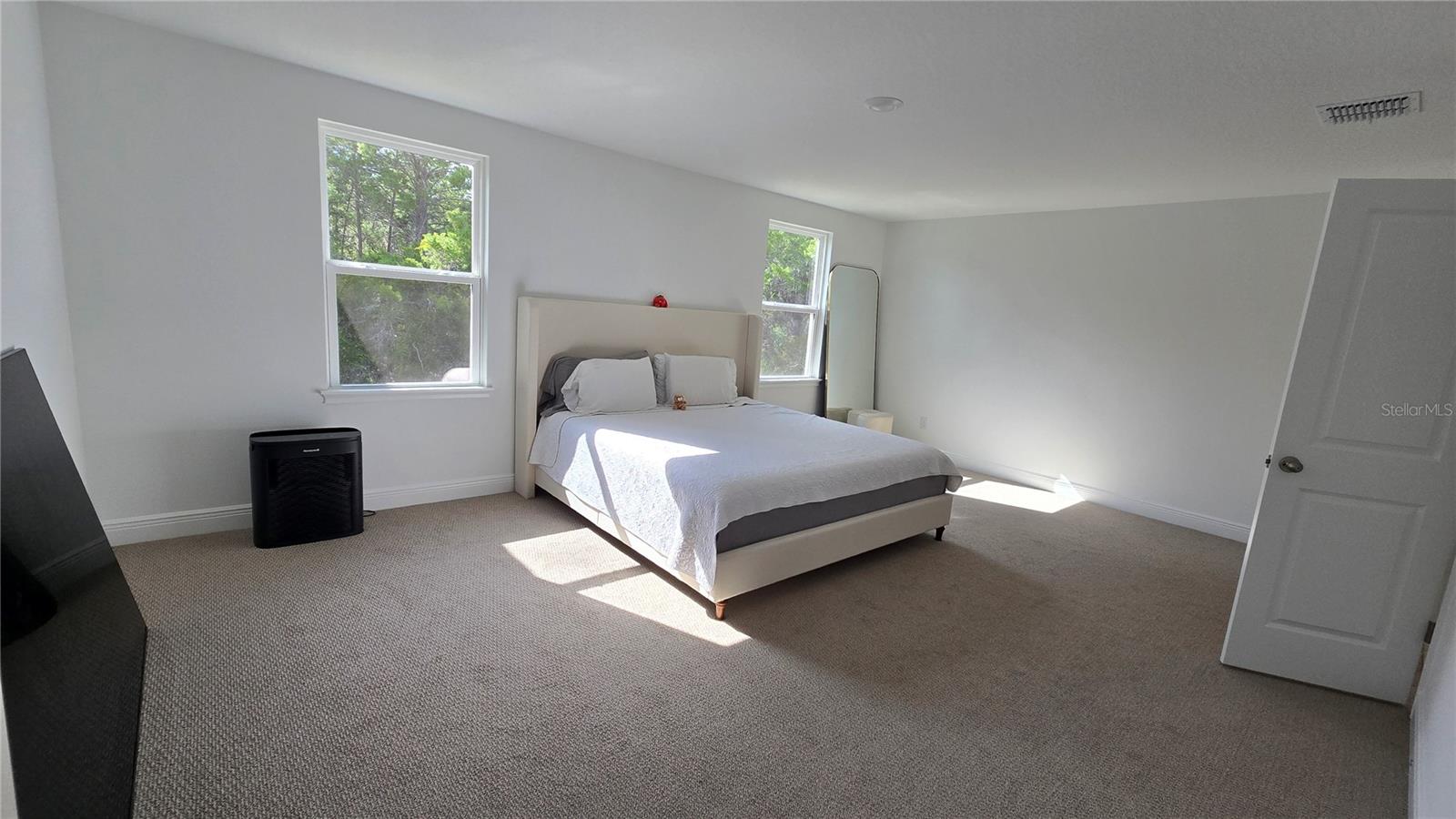 ELLINGTON PLACE - Residential Lease