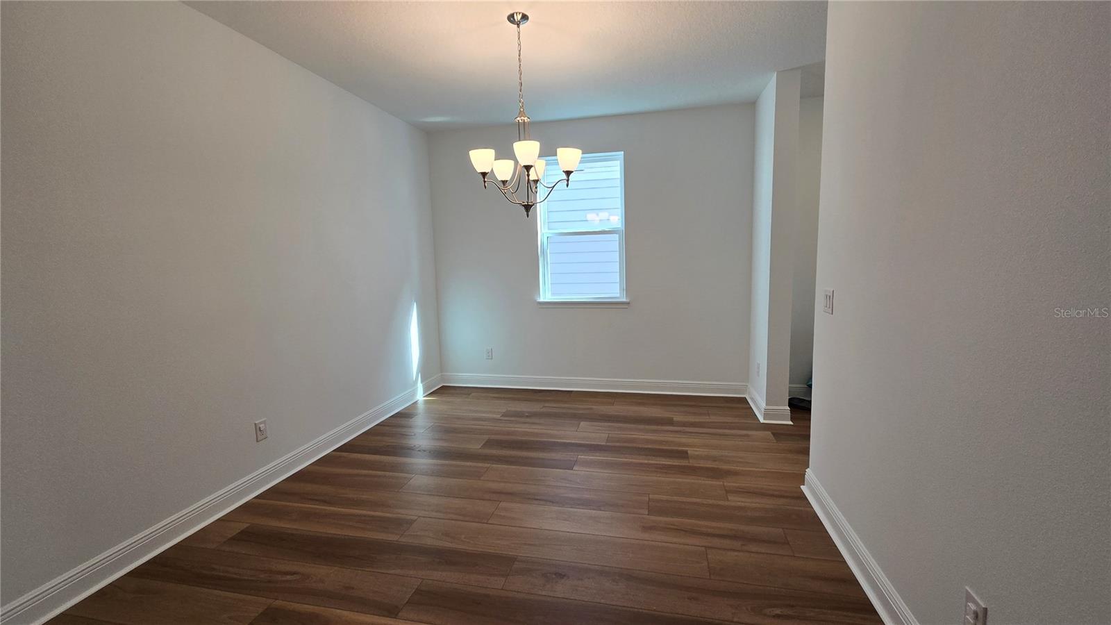 ELLINGTON PLACE - Residential Lease