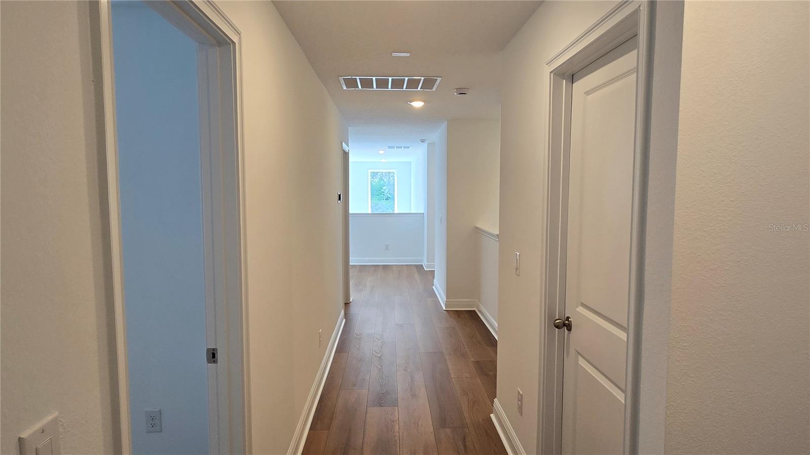 ELLINGTON PLACE - Residential Lease