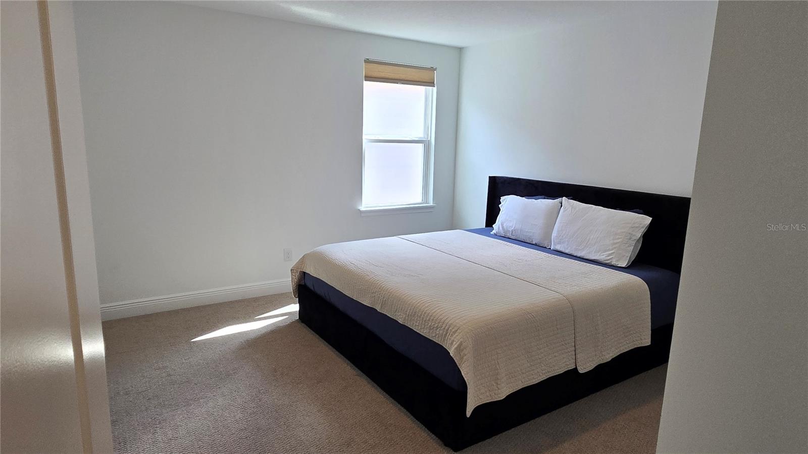 ELLINGTON PLACE - Residential Lease