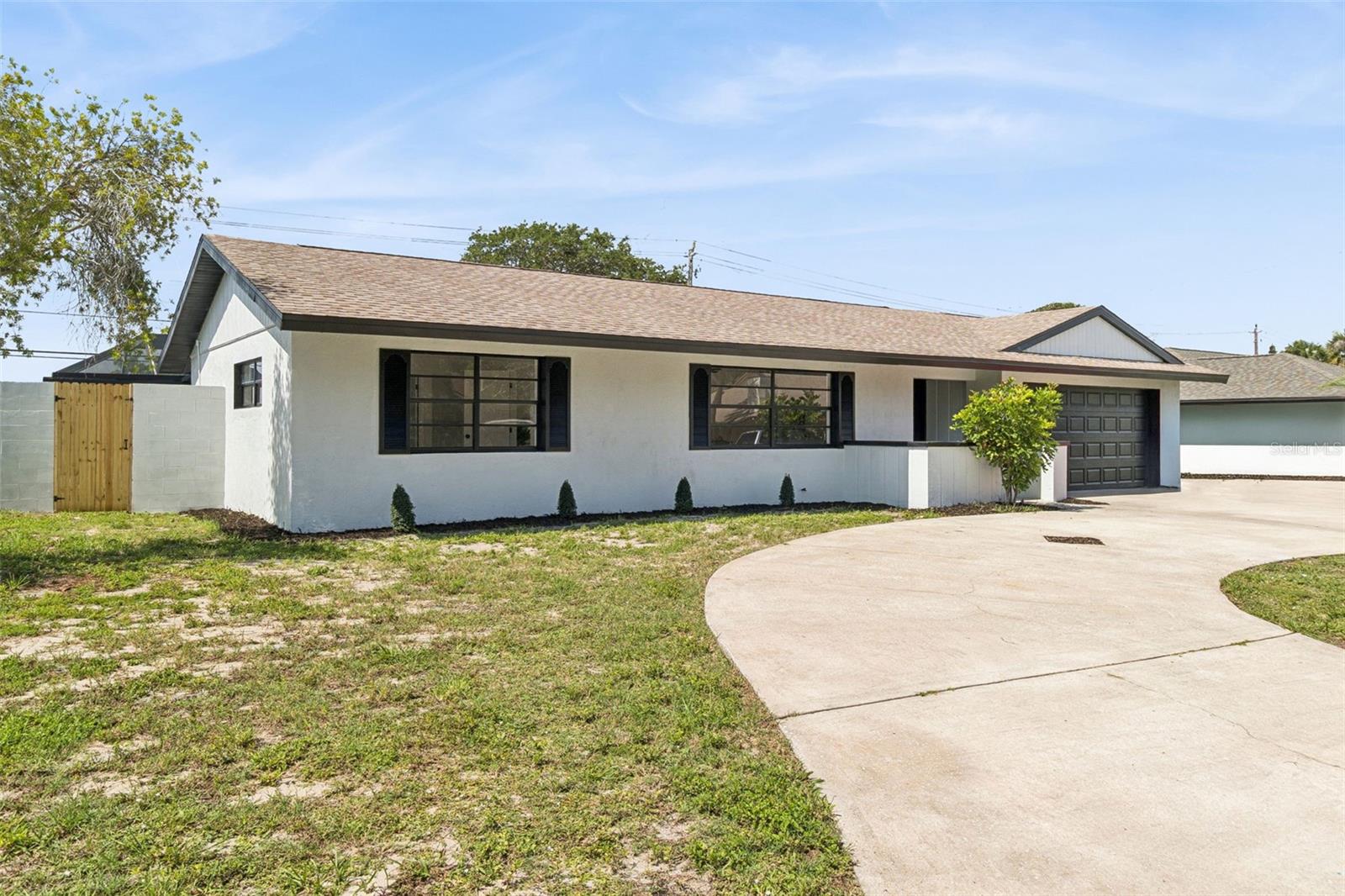 381 E RIVIERA BOULEVARD