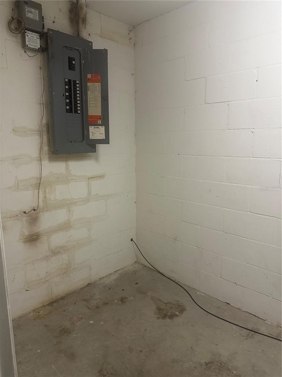 WEBSTER - Residential