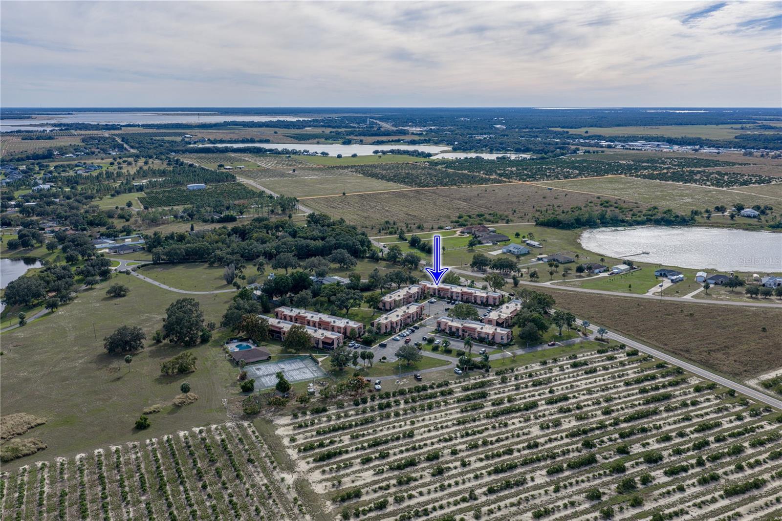 LA CASA CONDO - Residential