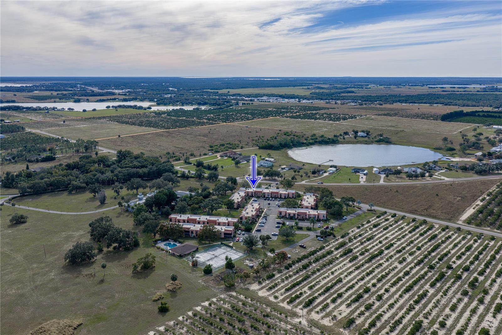 LA CASA CONDO - Residential