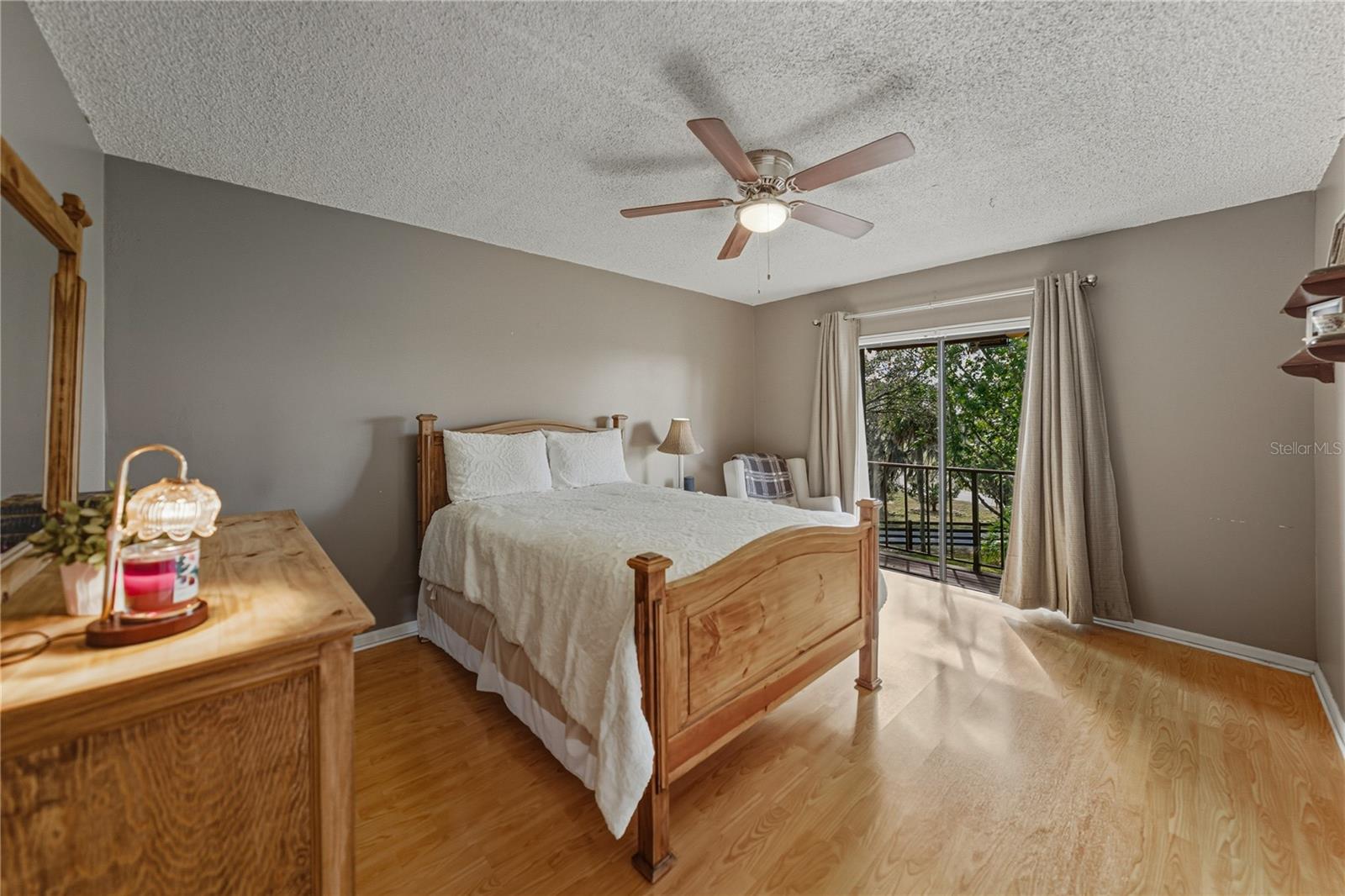 LA CASA CONDO - Residential