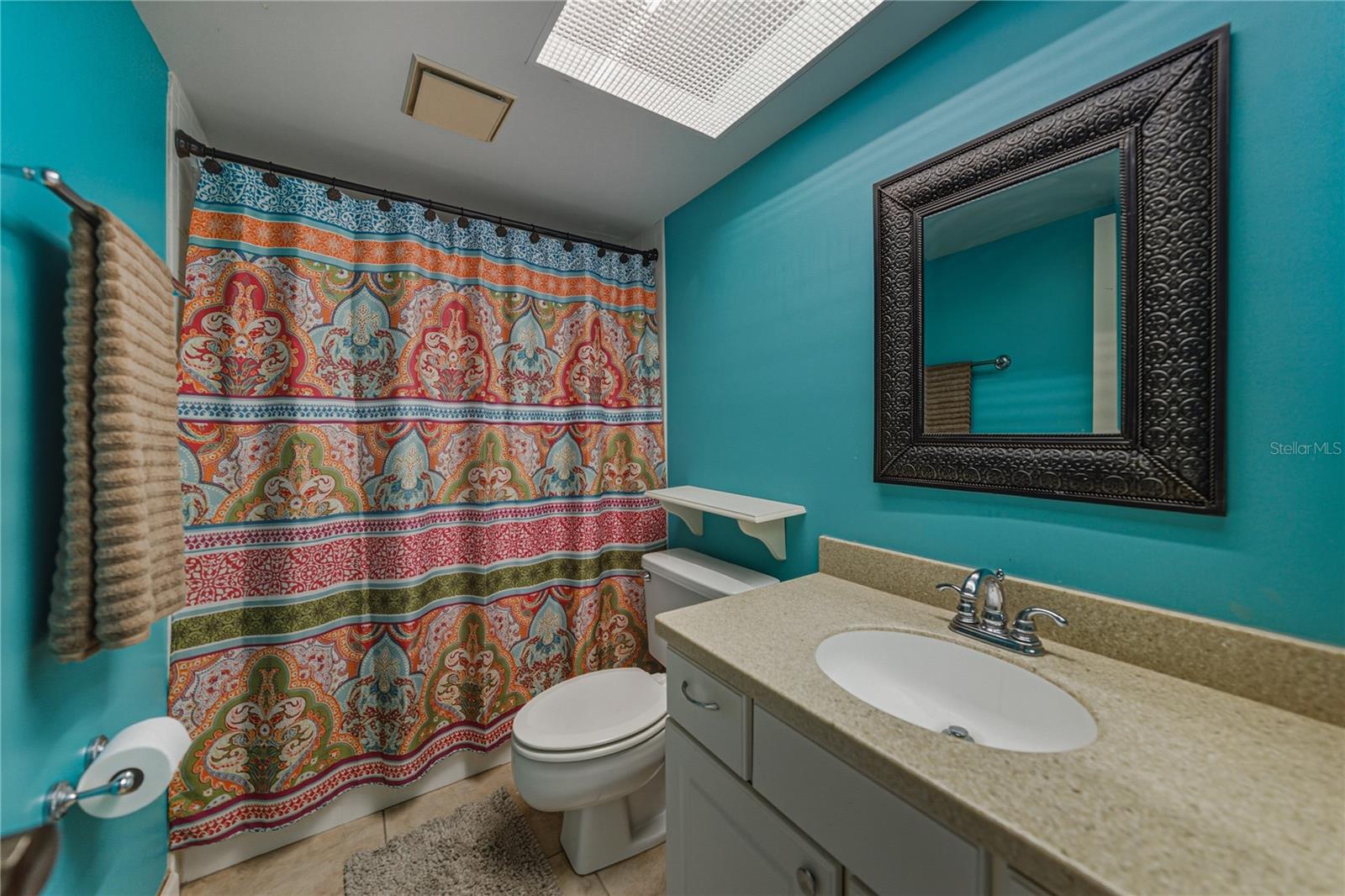 LA CASA CONDO - Residential