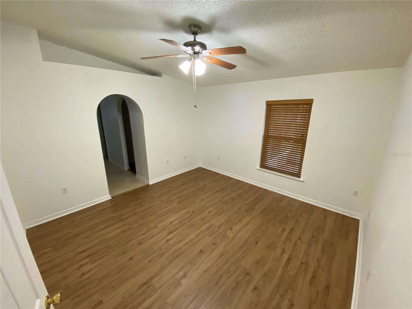 QUEENS COVE PH 04 - Residential Lease