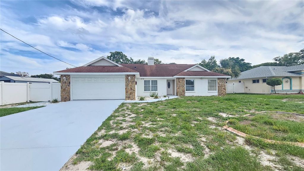 Photo of 11318 Palomar Street, Spring Hill, FL 34609 (MLS # TB8514861)