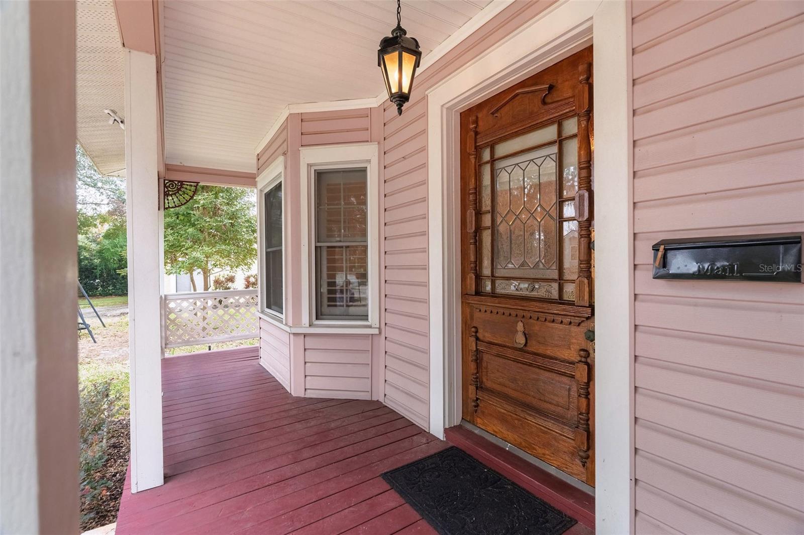 LAKE OAKS - Residential