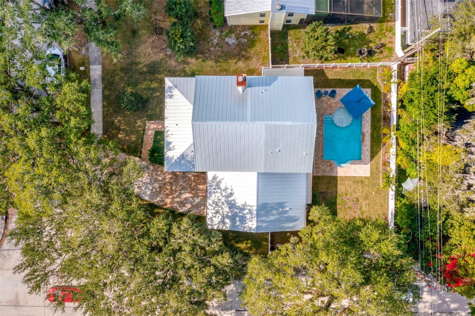 LAKE OAKS - Residential