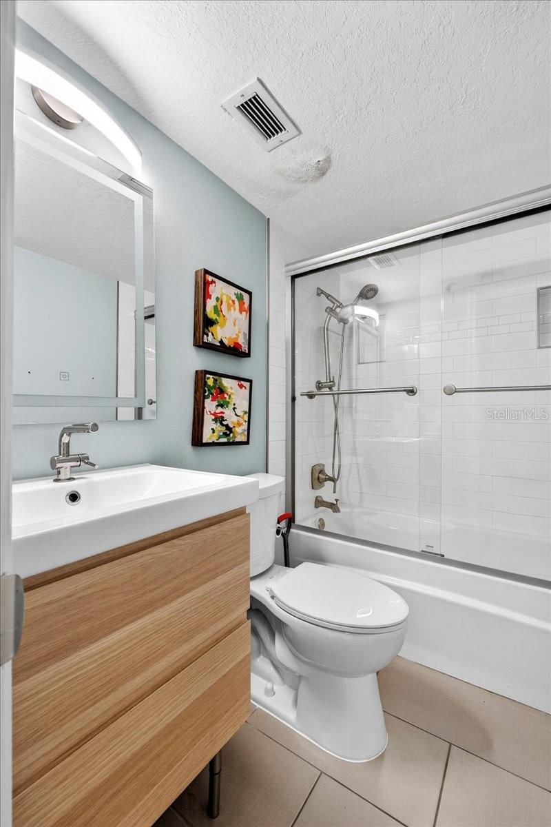 ONE LAUREL PLACE A CONDO - Residential