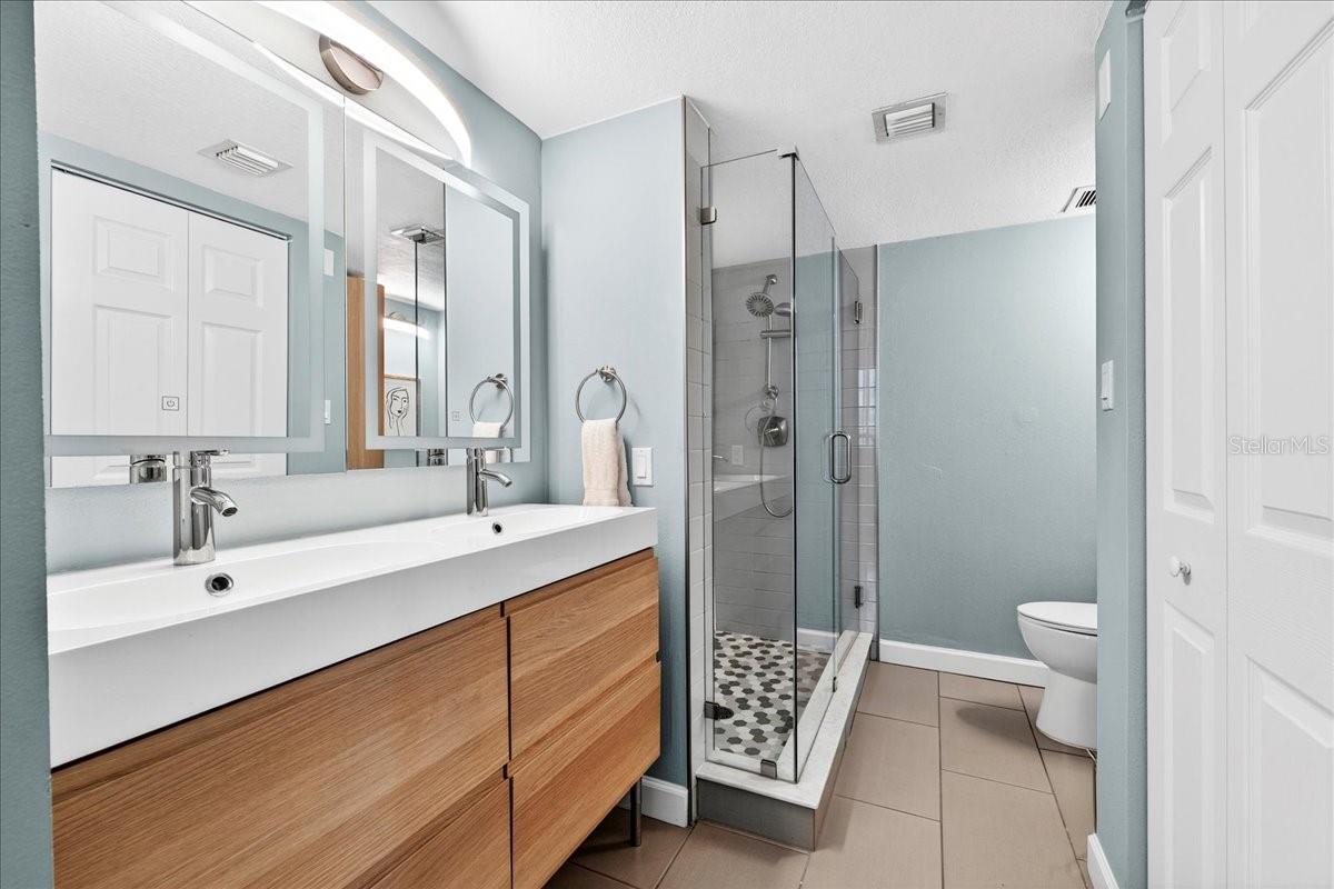 ONE LAUREL PLACE A CONDO - Residential