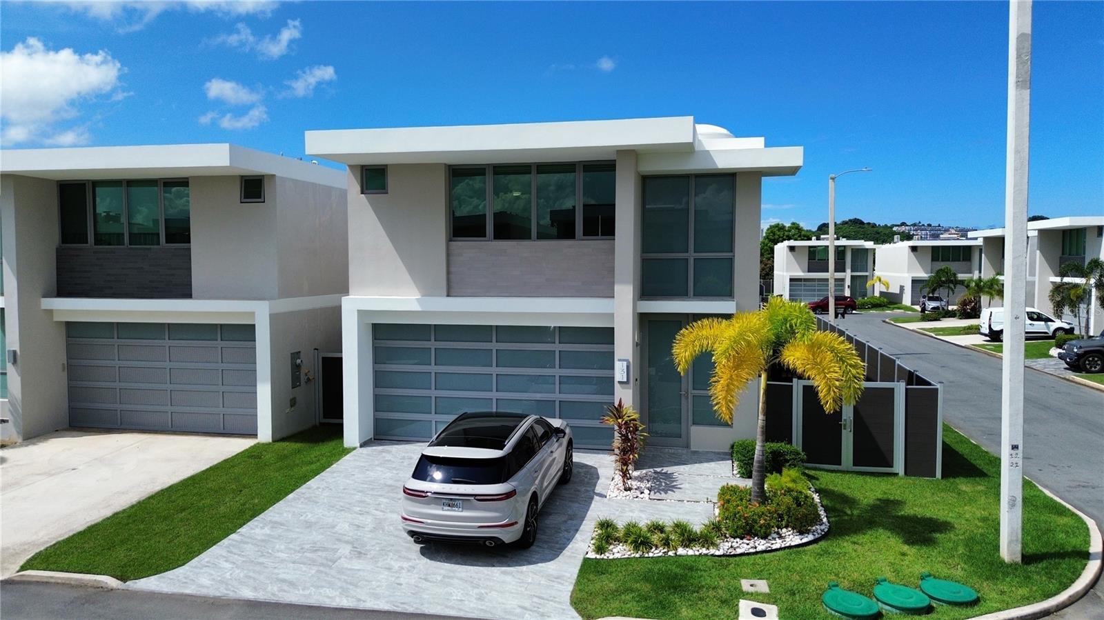 URB. RIVIERA VILLAGE BAYAMON,P.R.