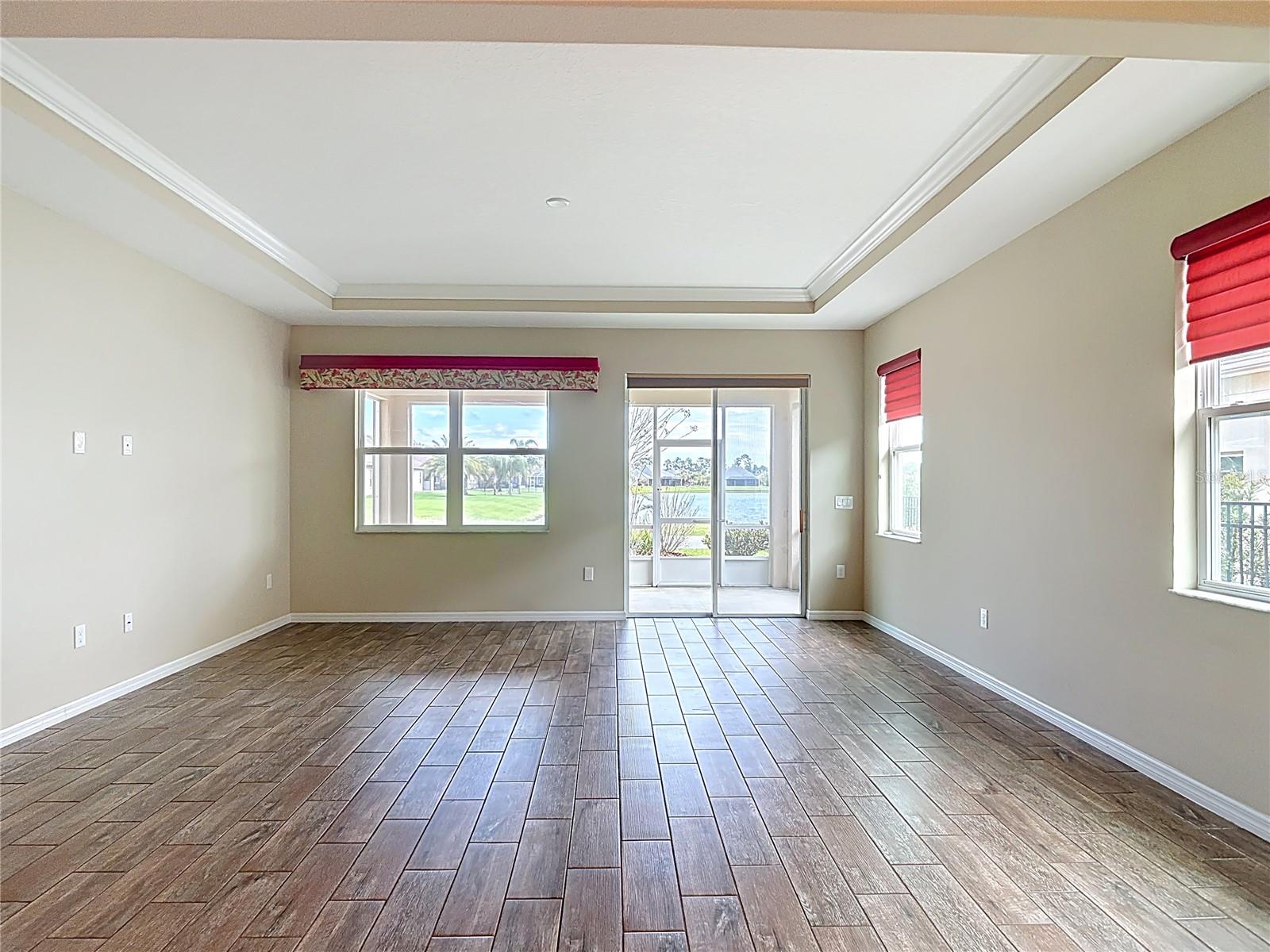 VERANO/VENETIAN BAY - Residential