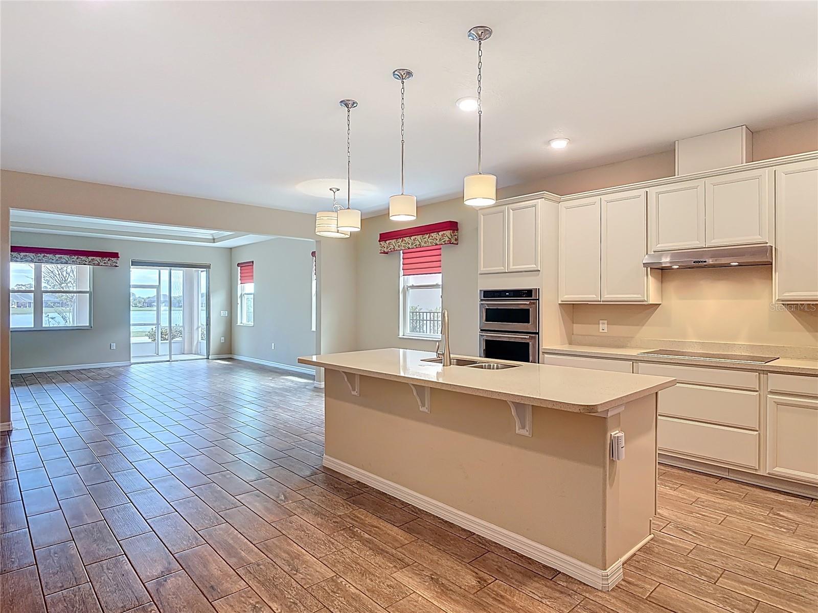 VERANO/VENETIAN BAY - Residential