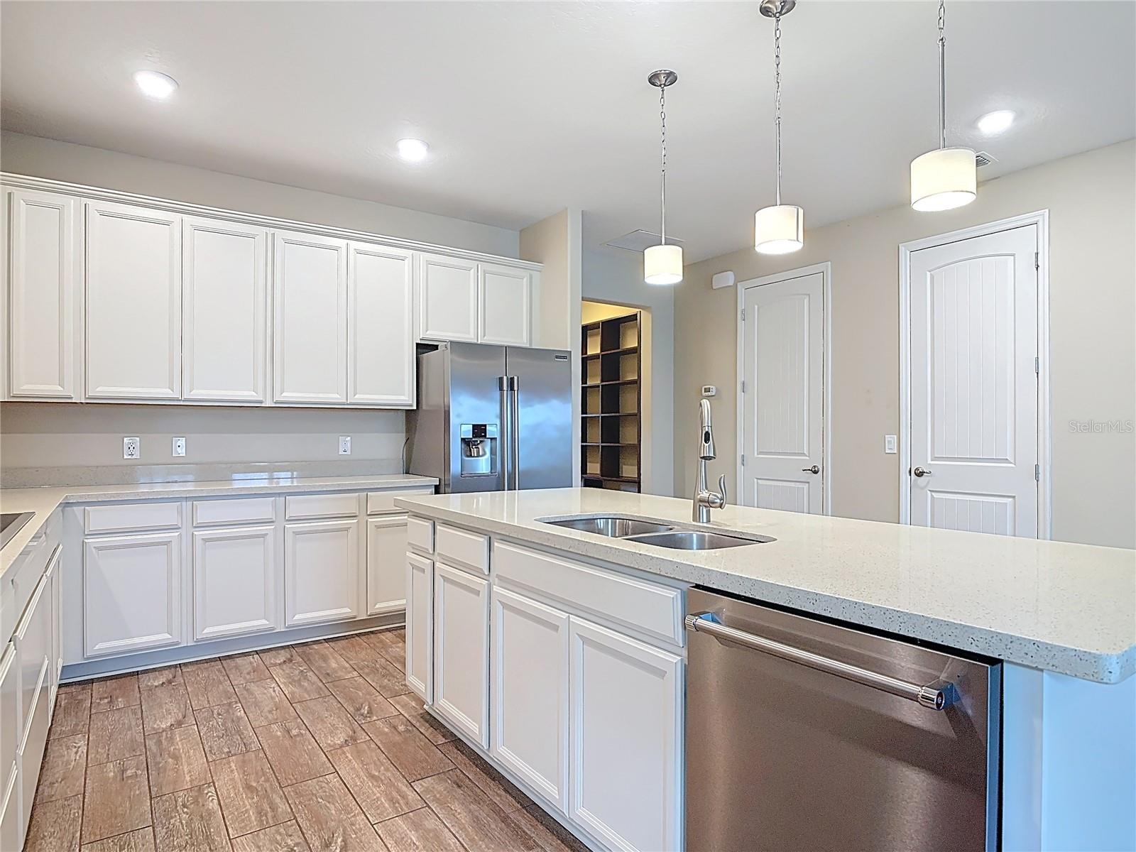 VERANO/VENETIAN BAY - Residential