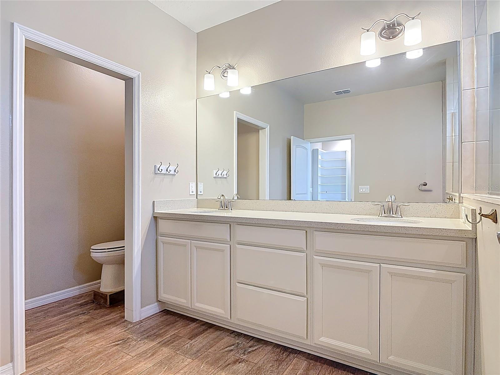 VERANO/VENETIAN BAY - Residential