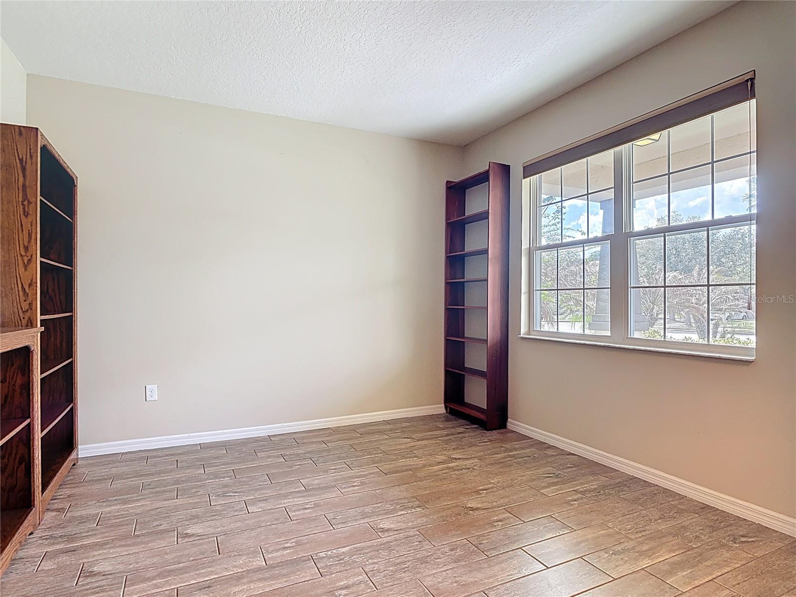 VERANO/VENETIAN BAY - Residential