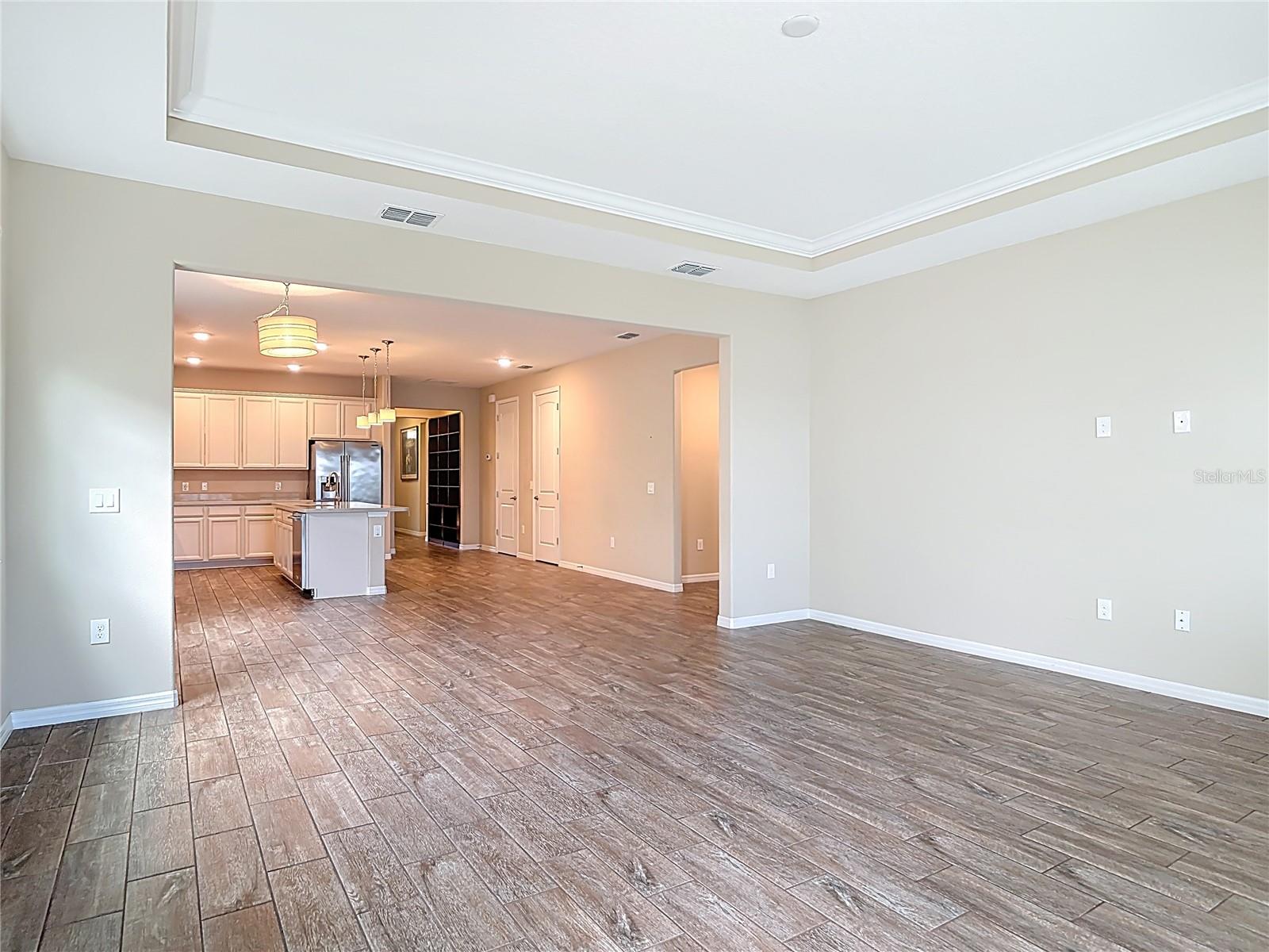 VERANO/VENETIAN BAY - Residential