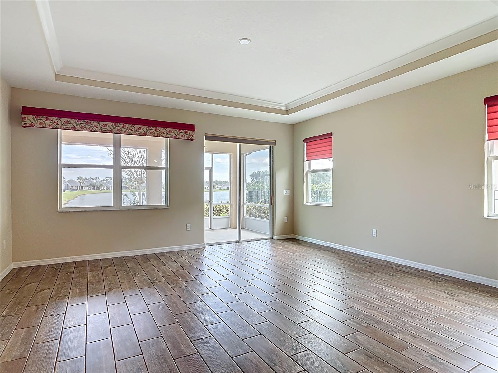 VERANO/VENETIAN BAY - Residential