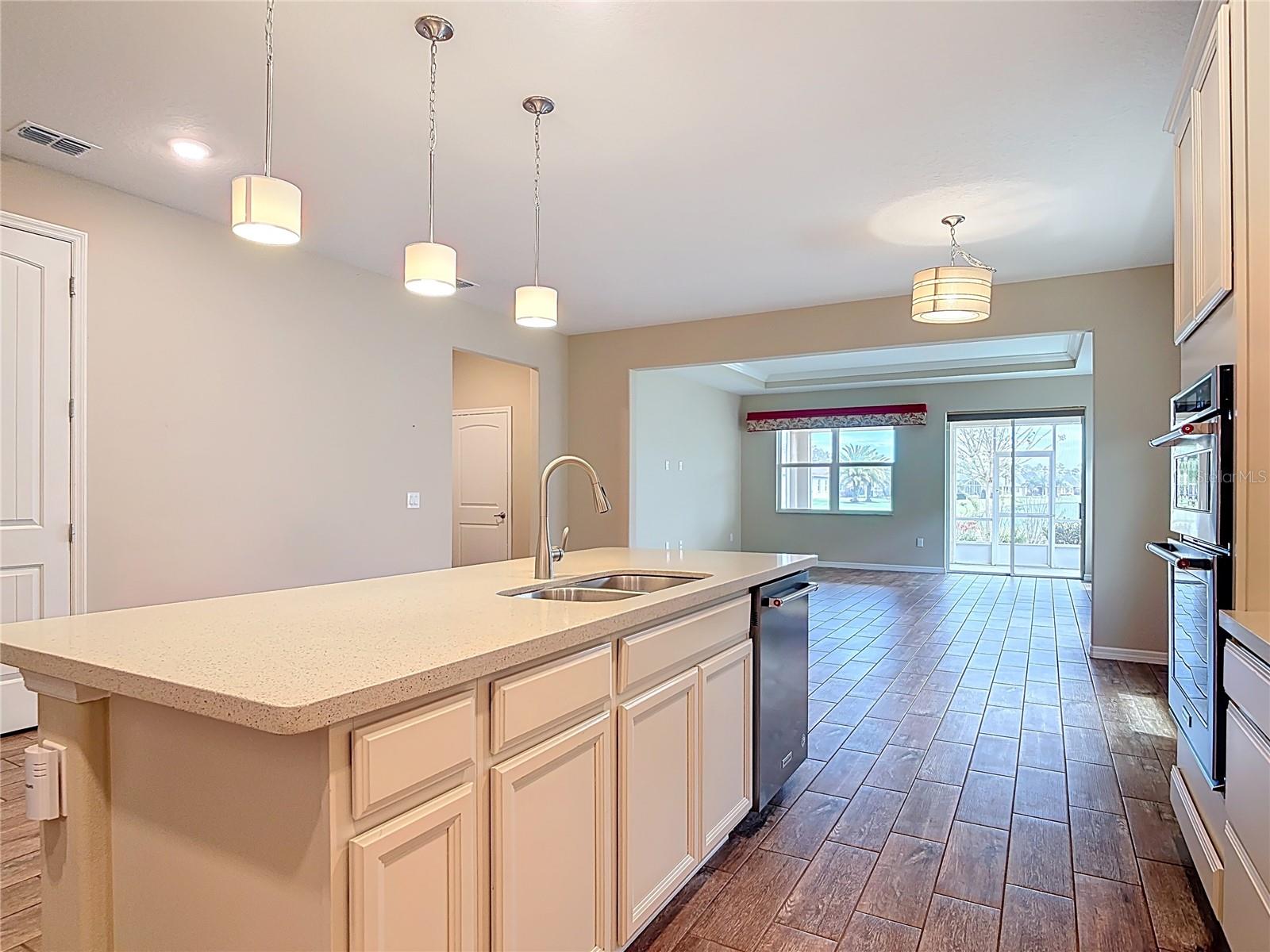 VERANO/VENETIAN BAY - Residential