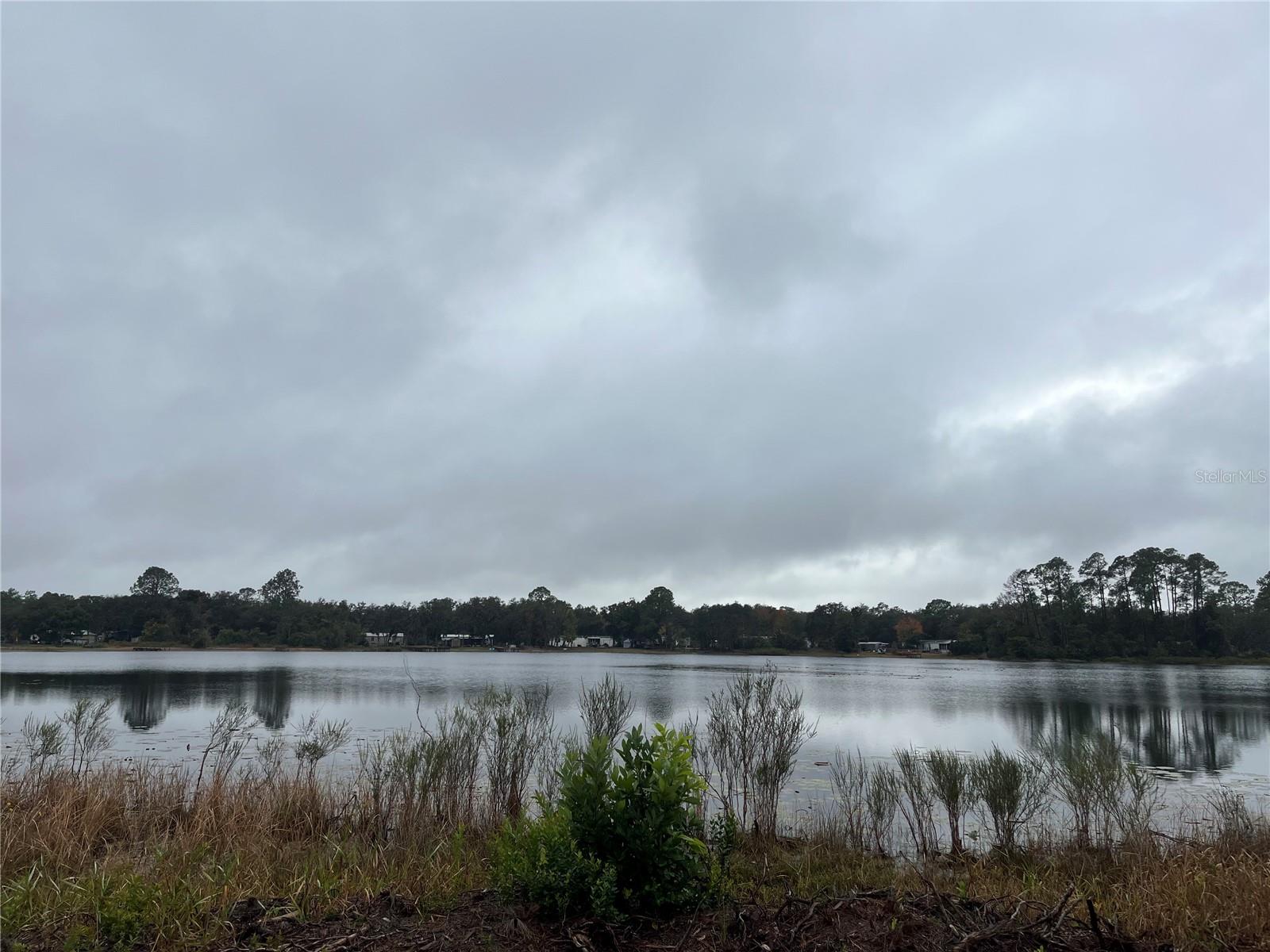 INTERLACHEN LAKES ESTATES - Land