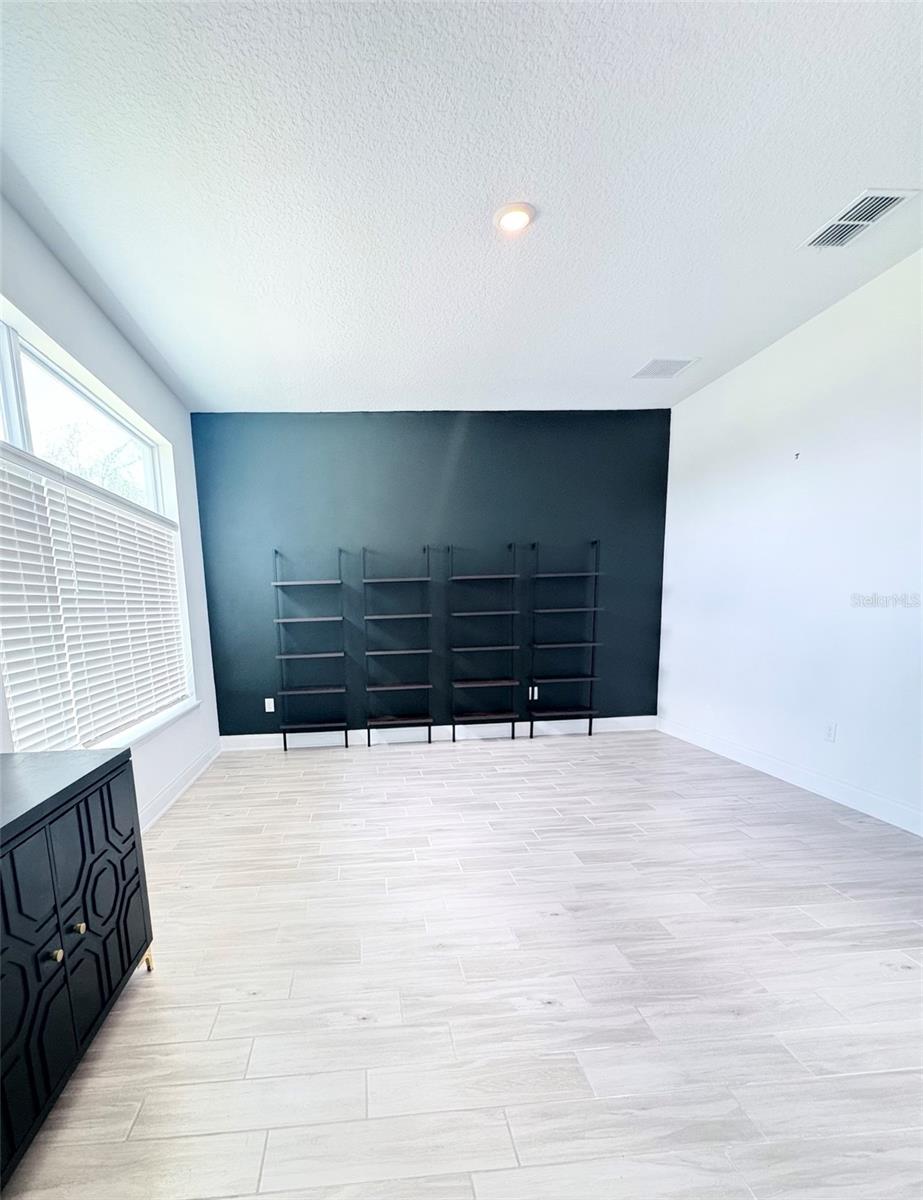 13518 RONTGEN CIRCLE