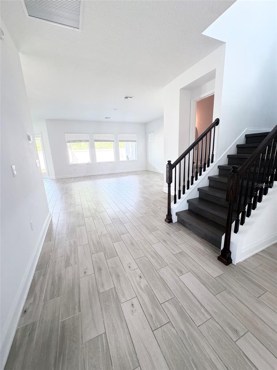 13518 RONTGEN CIRCLE