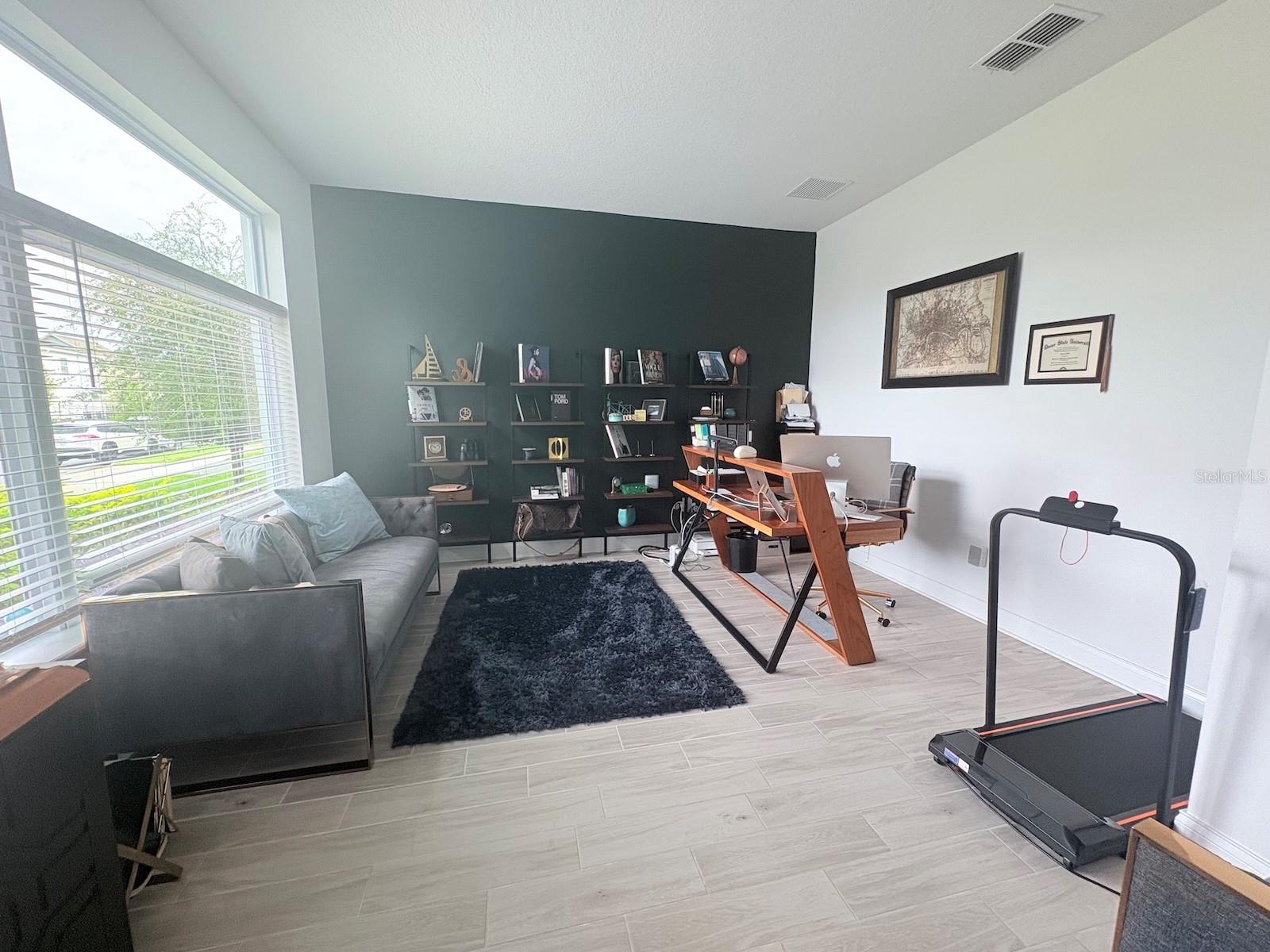 13518 RONTGEN CIRCLE