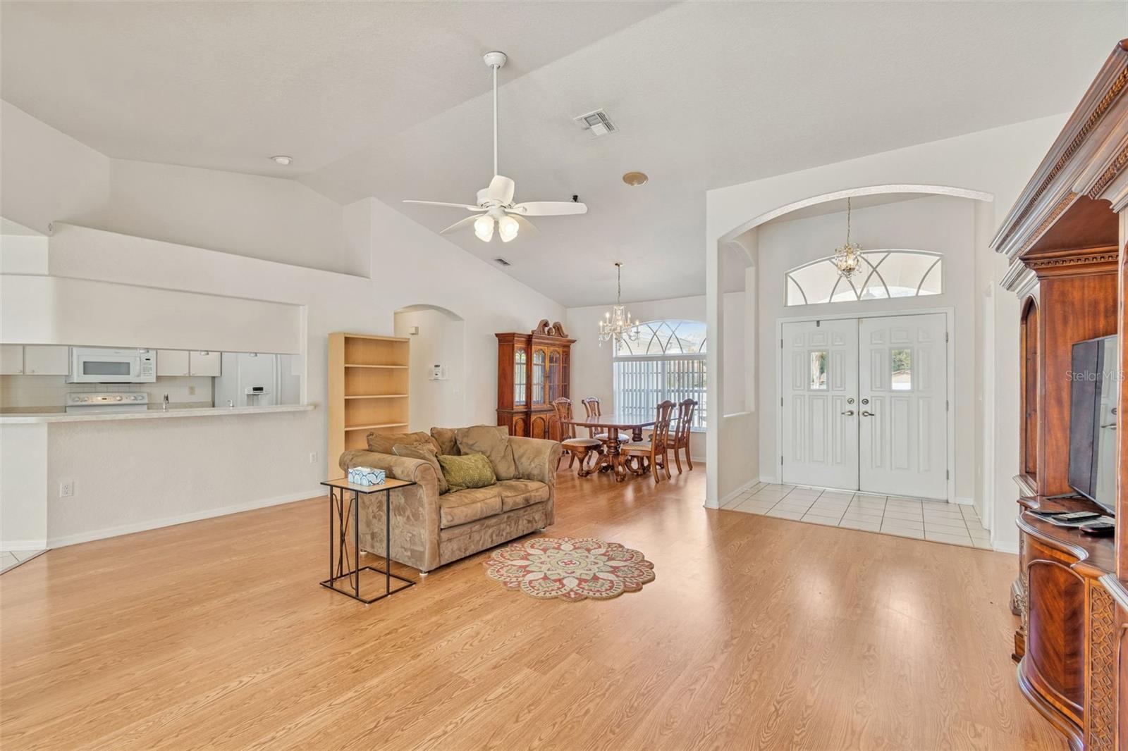 THE HIGHLANDS - Residential