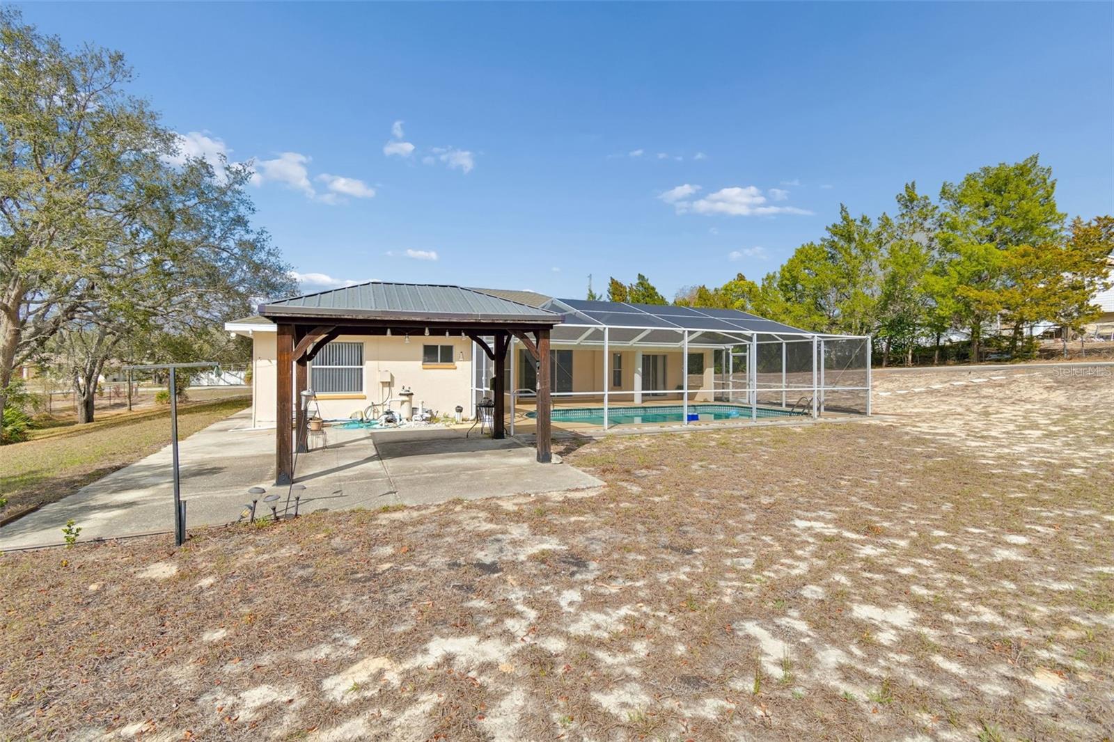 THE HIGHLANDS - Residential