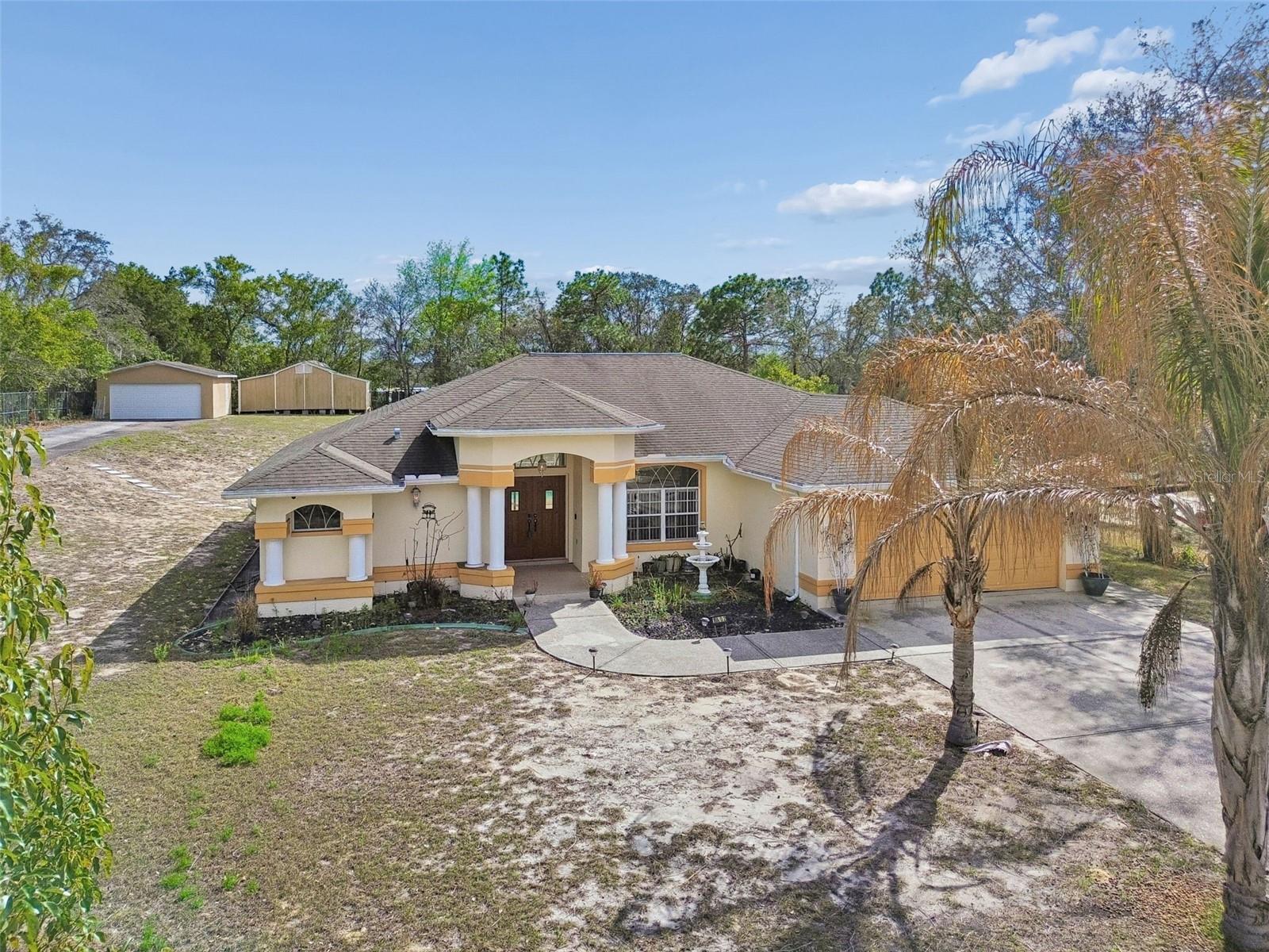 THE HIGHLANDS - Residential