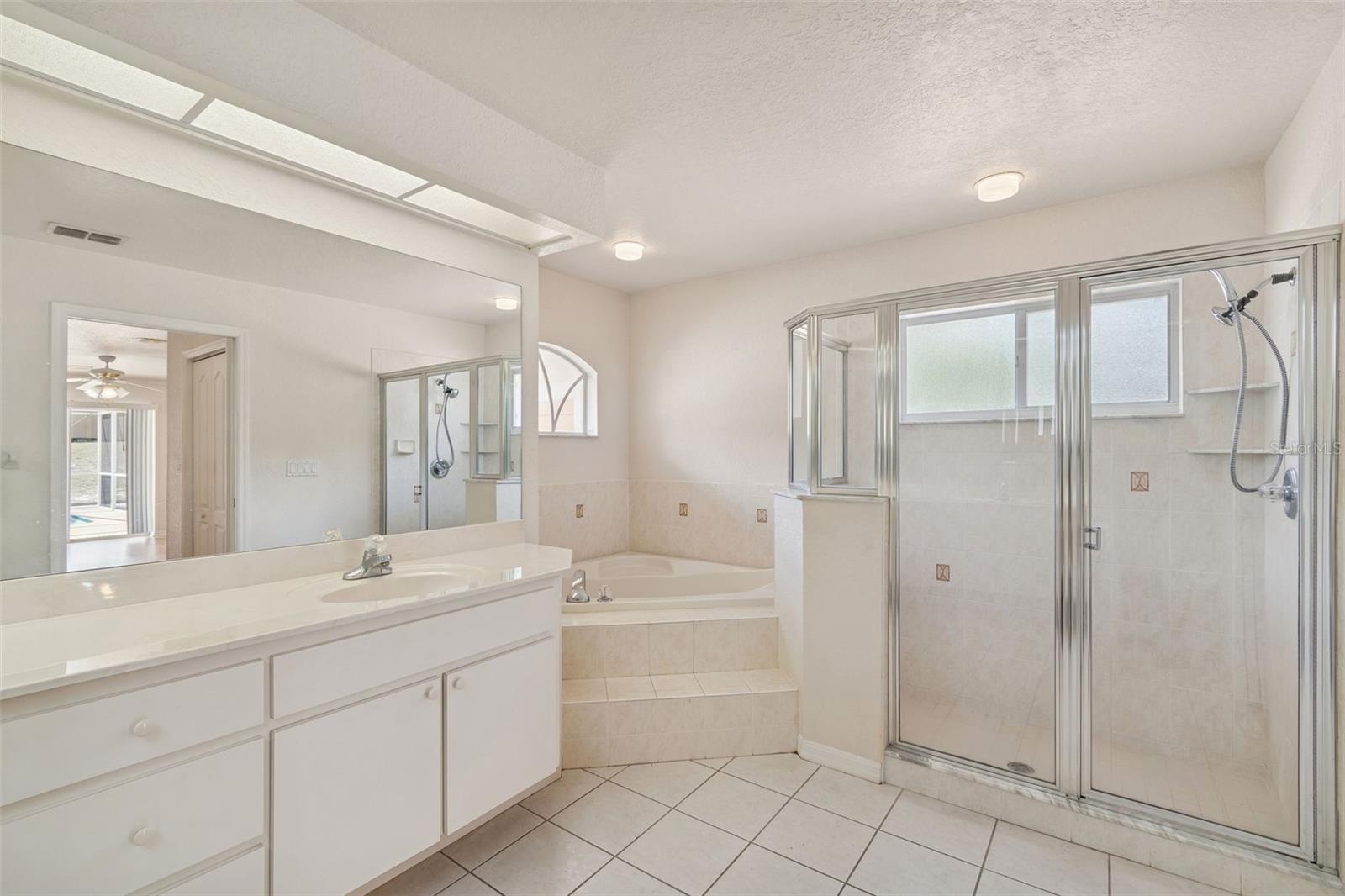 THE HIGHLANDS - Residential