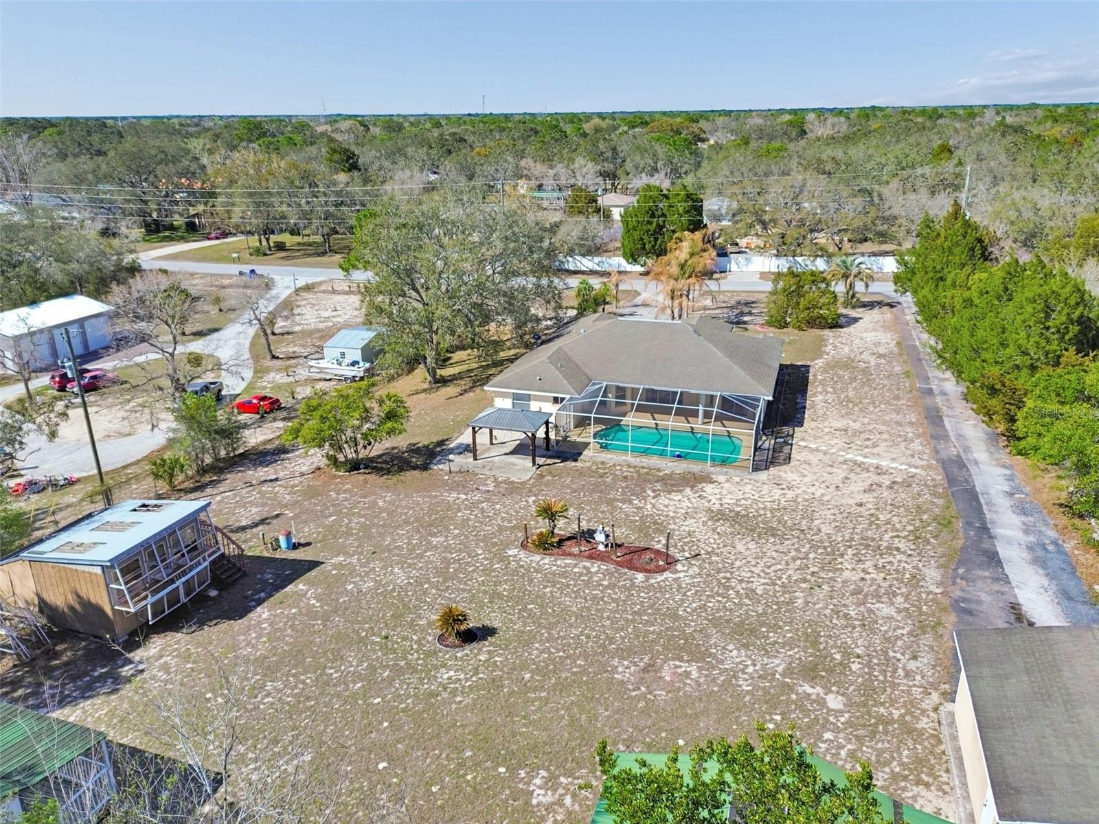 THE HIGHLANDS - Residential