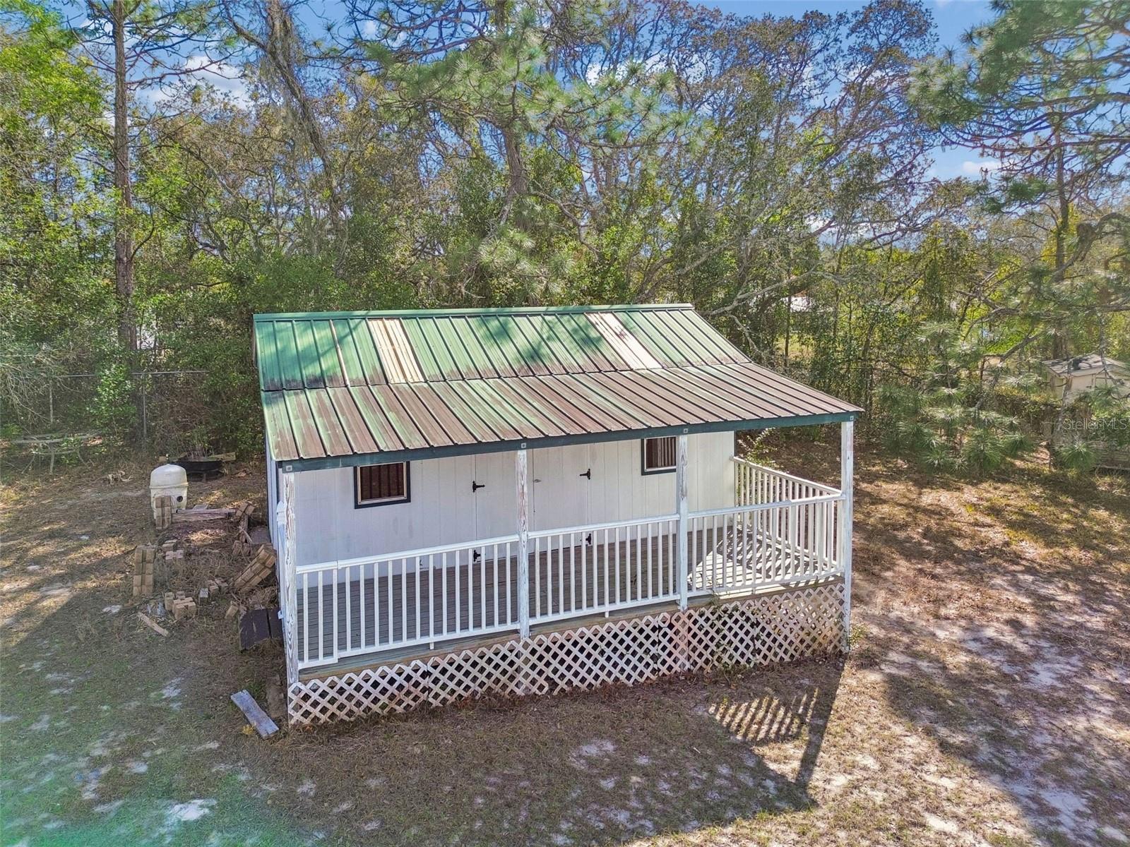 THE HIGHLANDS - Residential