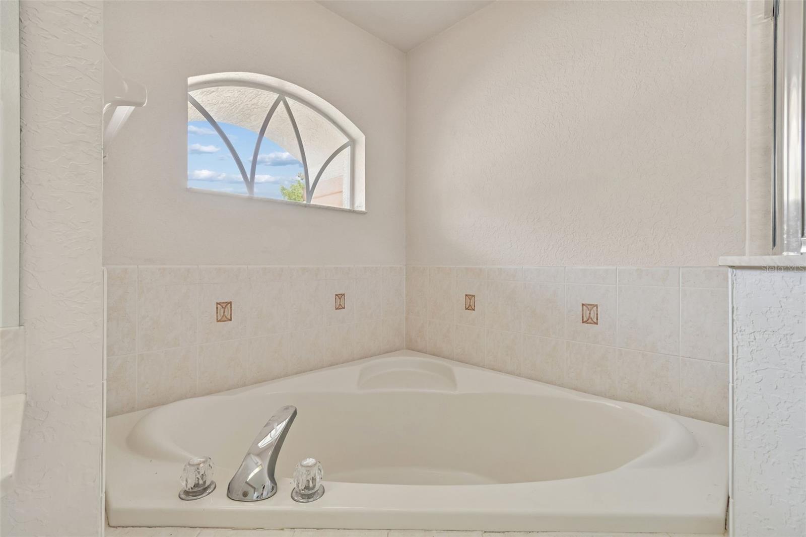 THE HIGHLANDS - Residential