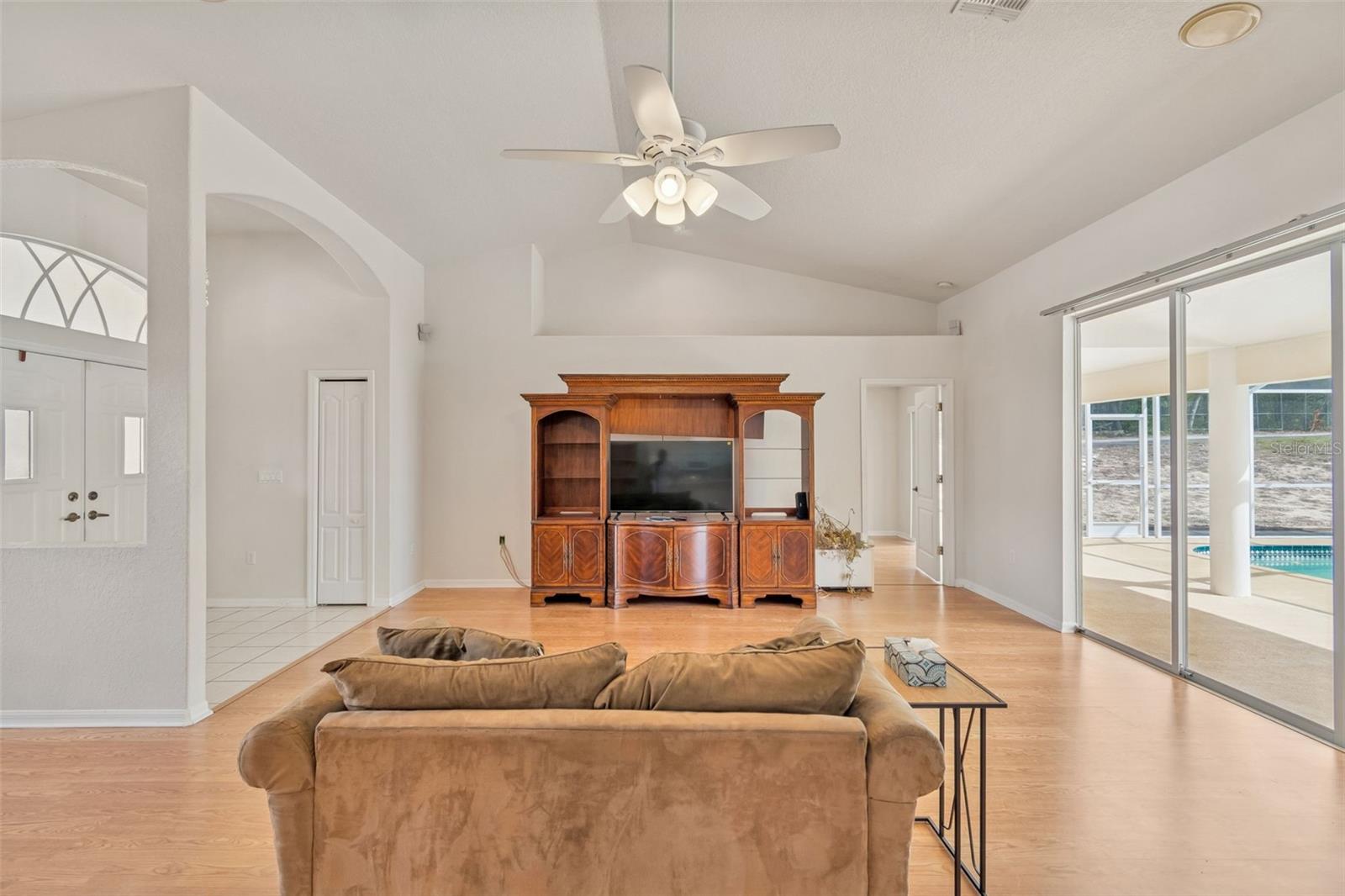 THE HIGHLANDS - Residential