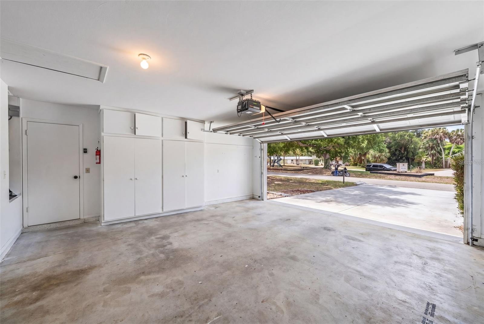 EAST GATE - Residential