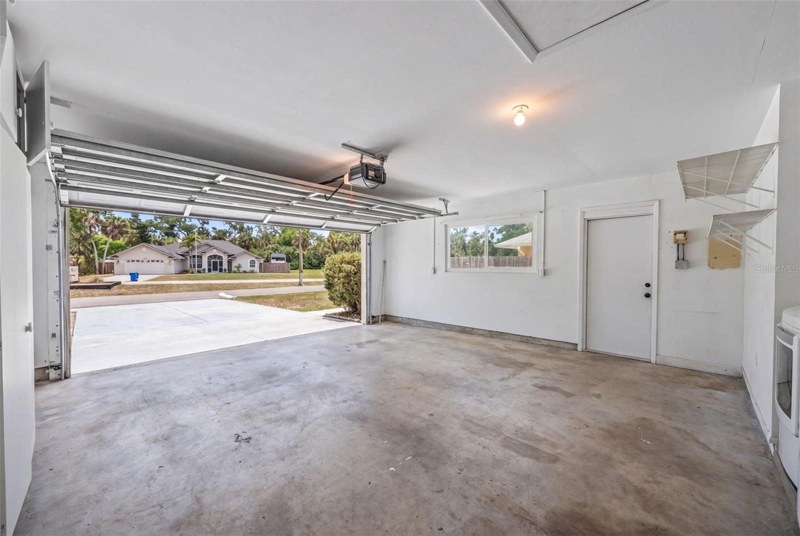 EAST GATE - Residential