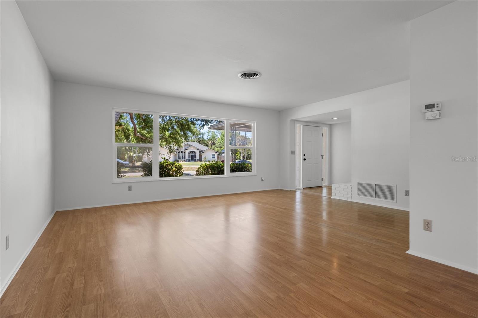 EAST GATE - Residential