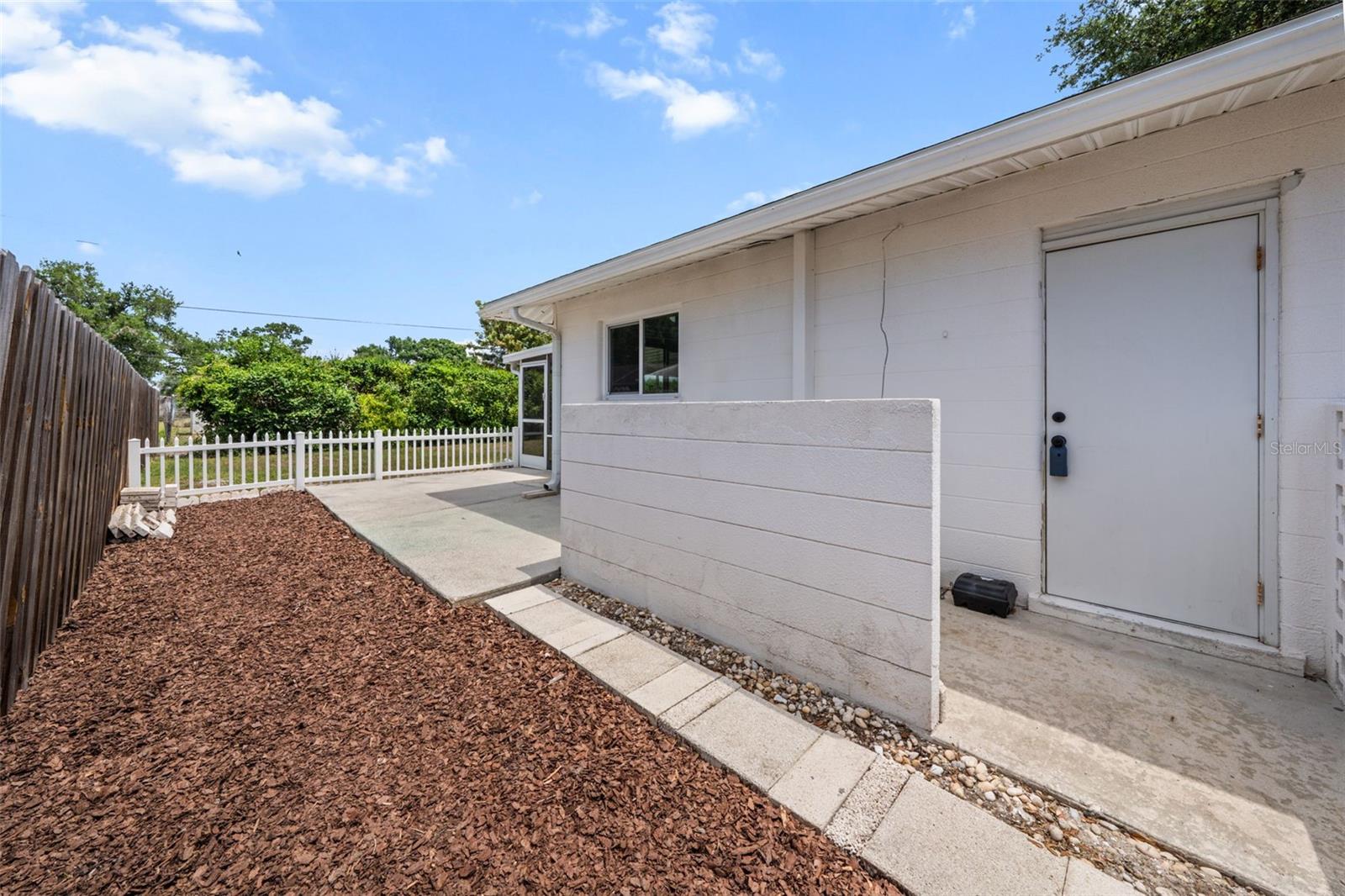 EAST GATE - Residential