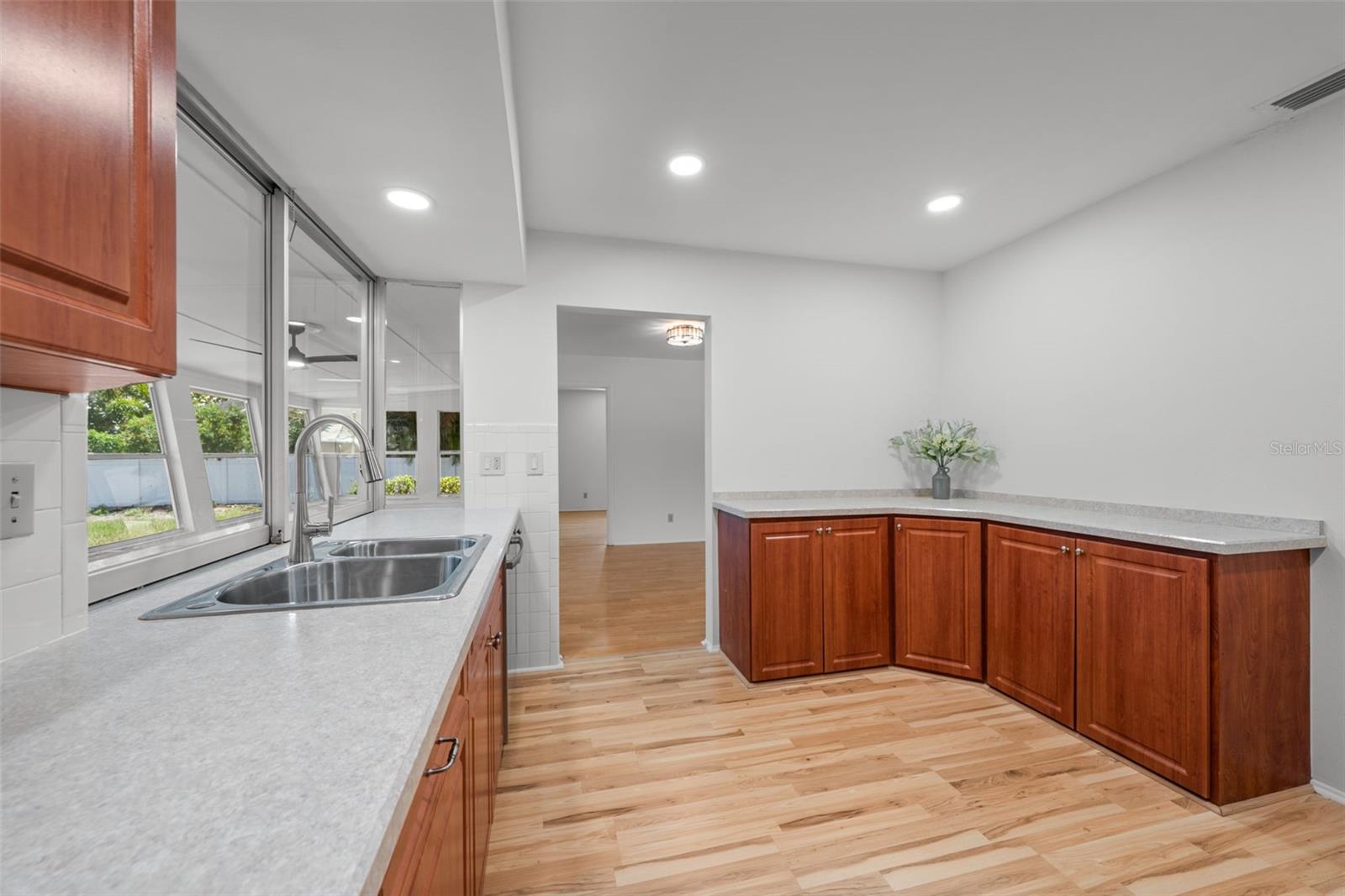 EAST GATE - Residential