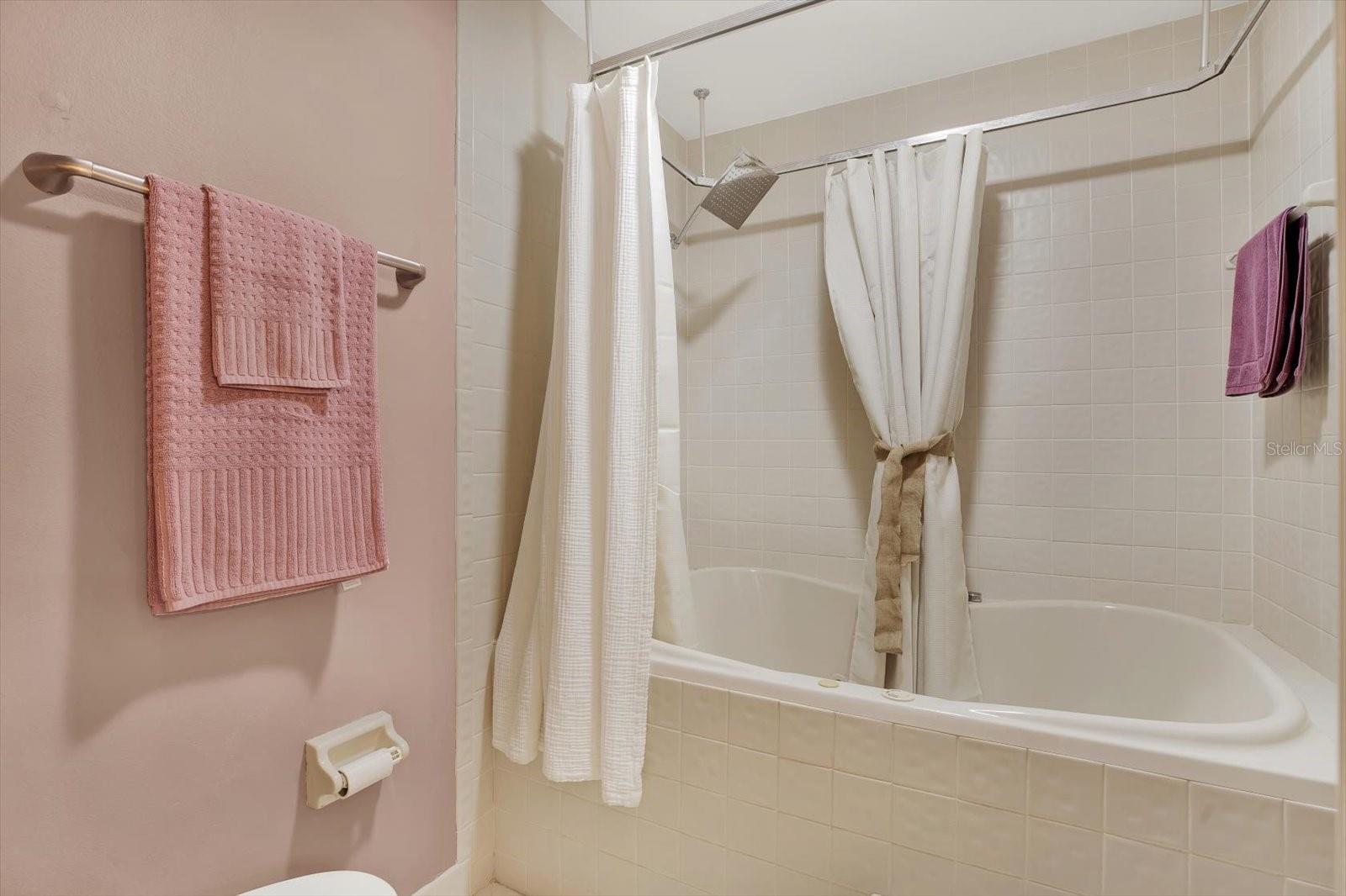 GEORGETOWN EAST - Residential