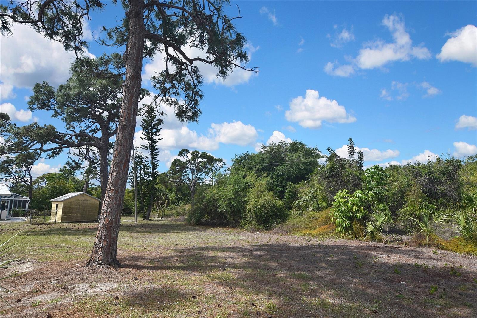 SOUTH VENICE - Residential