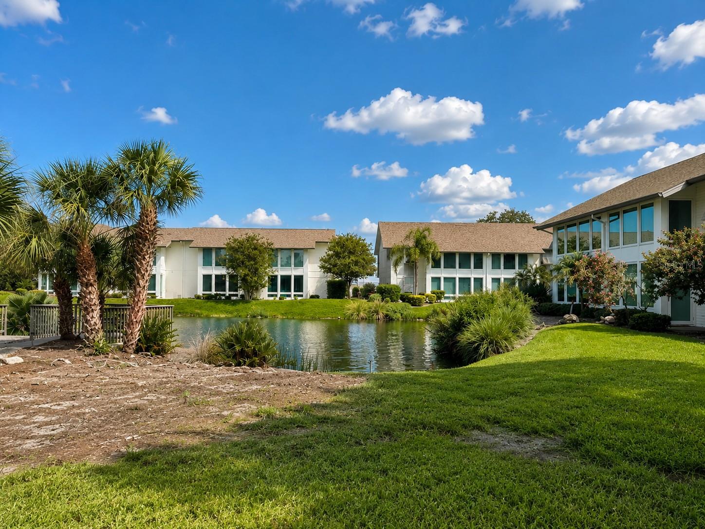 1141 W PEPPERTREE DRIVE 1141
