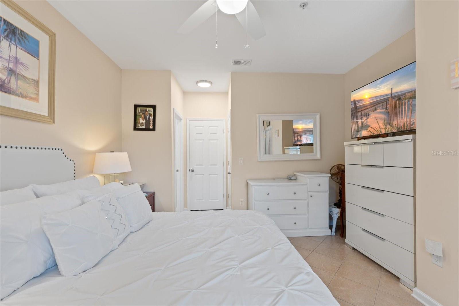 THE PALMS OF CORTEZ - Residential