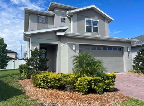 Photo of 3201 Crispin Circle, Saint Cloud, FL 34773 (MLS # O6372181)