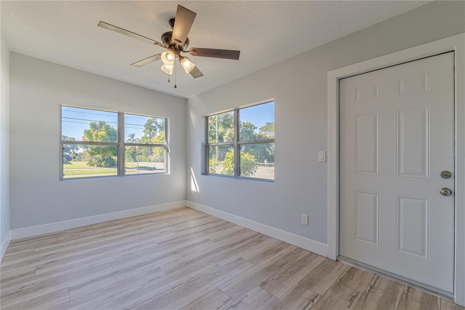 CLERMONT WOODLAWN - Residential